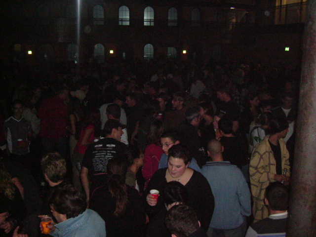 Image 13 of 63  -  25 kB