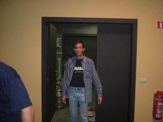 Image 33 of 63  -  23 kB