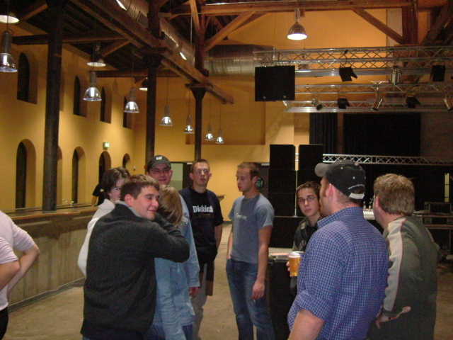 Image 57 of 63  -  40 kB