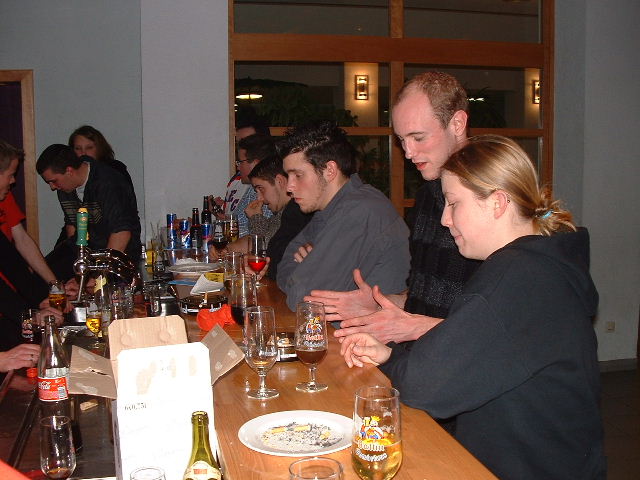 Image 14 of 15  -  64 kB